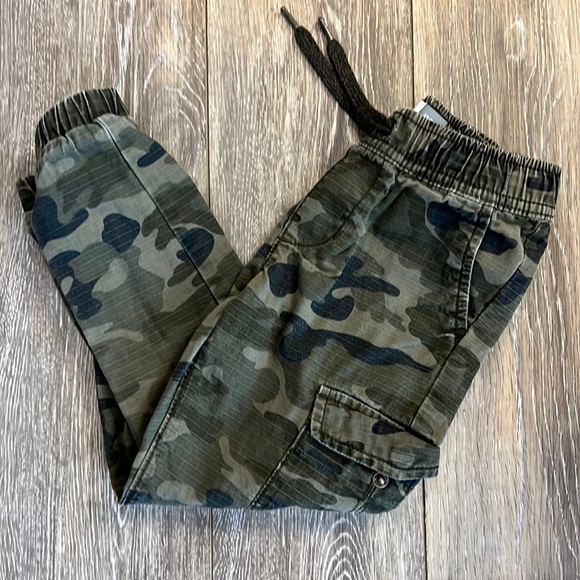 Old Navy Bottoms Old Navy Camo Joggers Poshmark